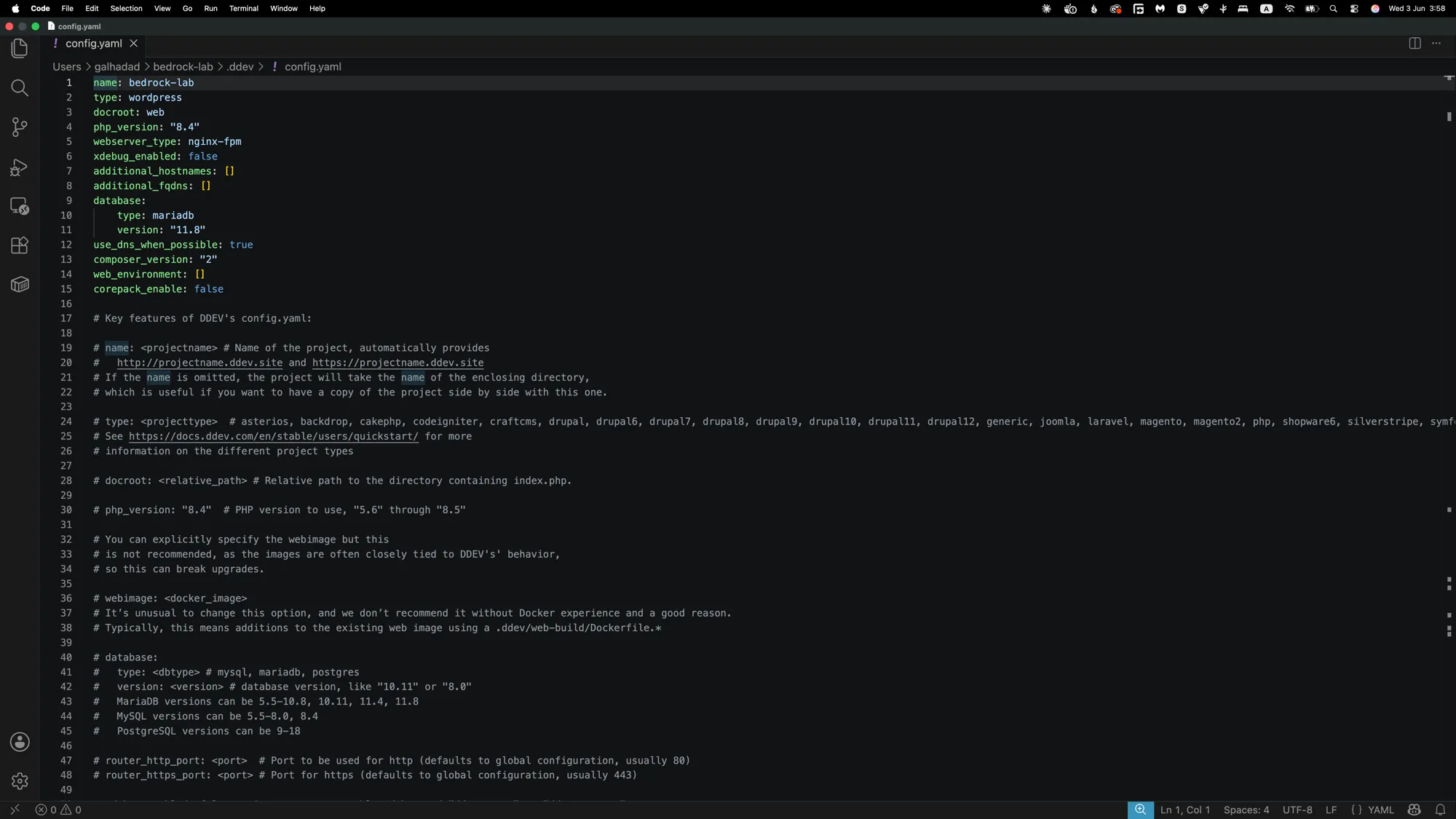 צילום מסך של הקובץ config.yaml פתוח בעורך VS Code